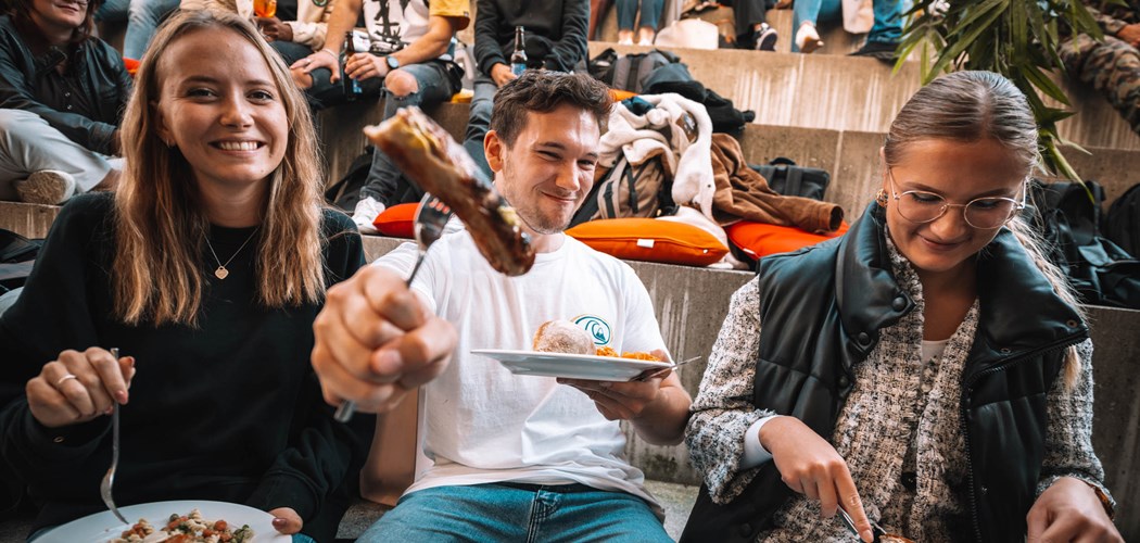 02 Bild Kachelbild 1050X500px Seite 5